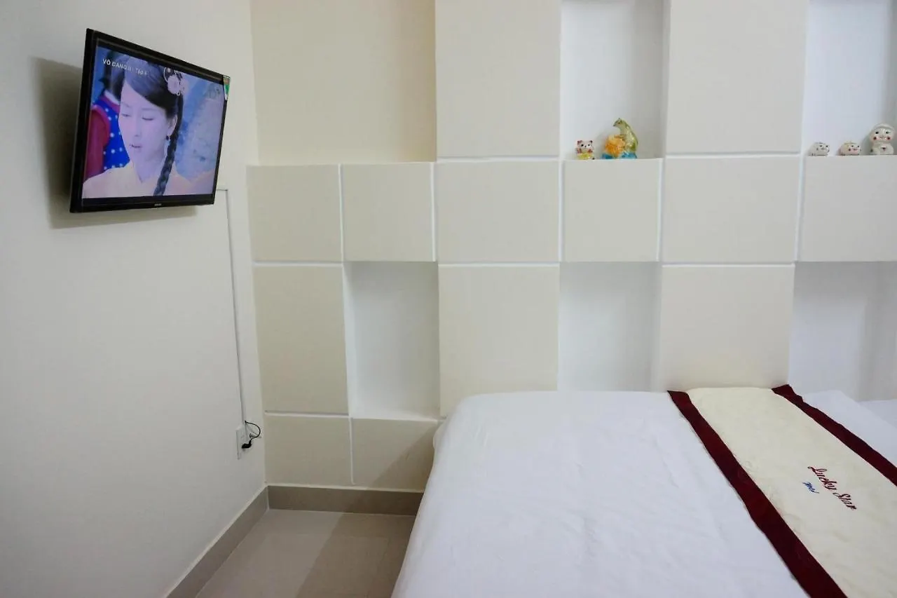 Lucky Star Hotel Da Nang 0*,