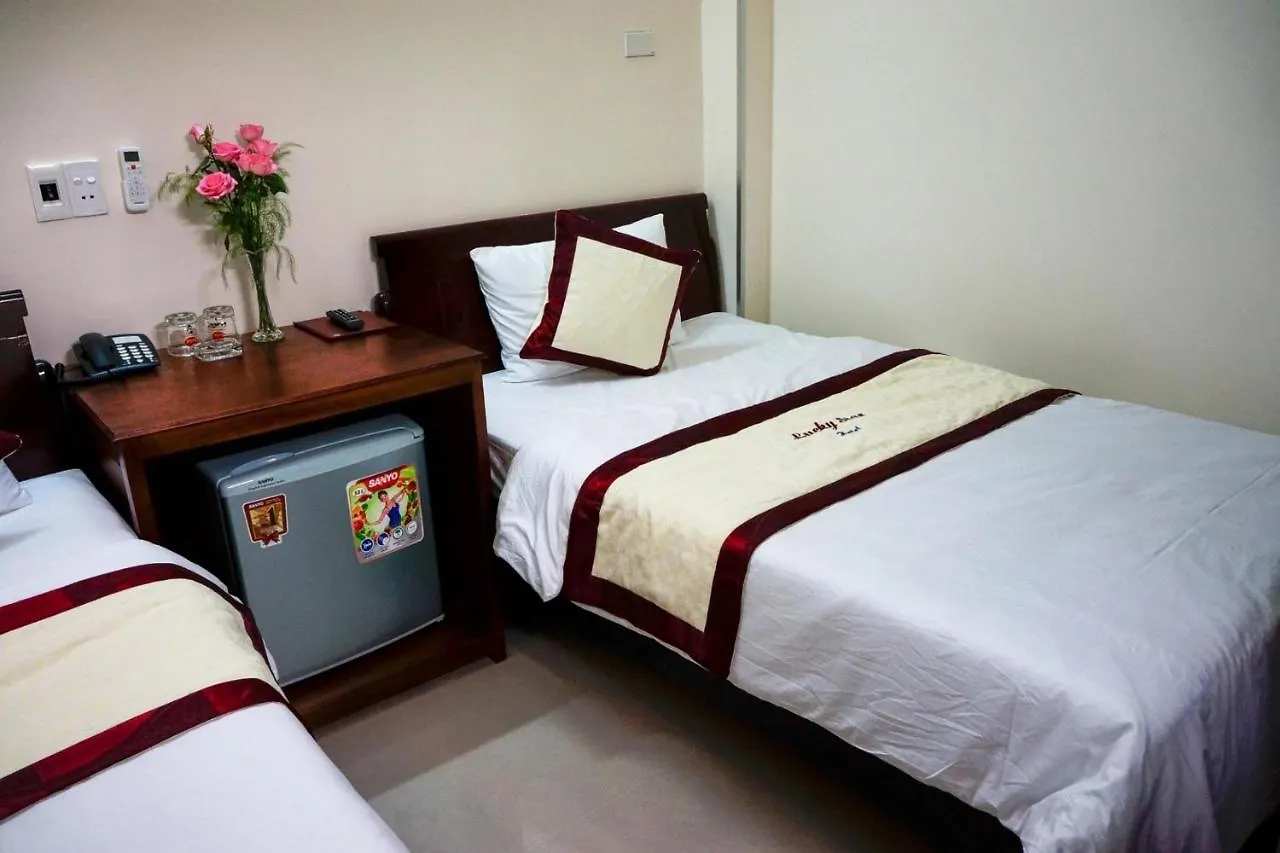 Lucky Star Hotel Da Nang 0*,  Vietnam
